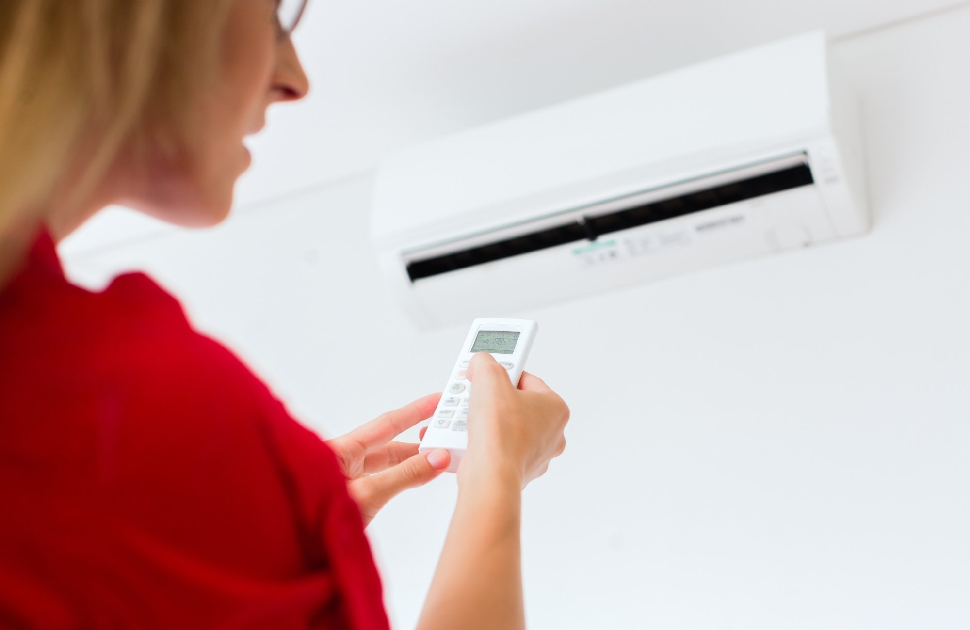 how to reduce humidity in house with ac