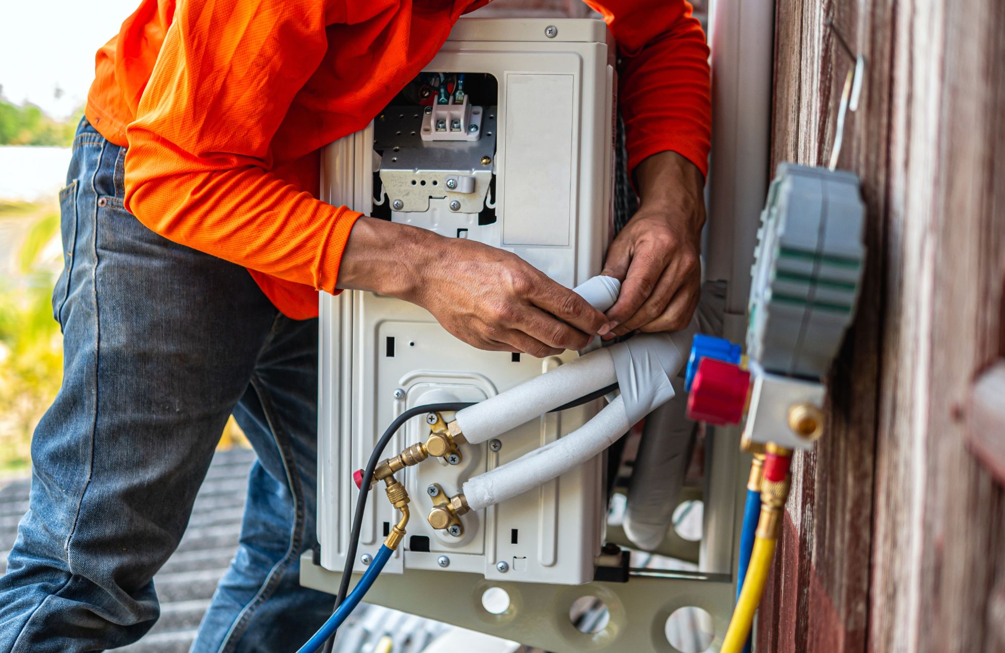 AC Compressor Problems Symptoms, Causes & Fixes in Danbury, CT