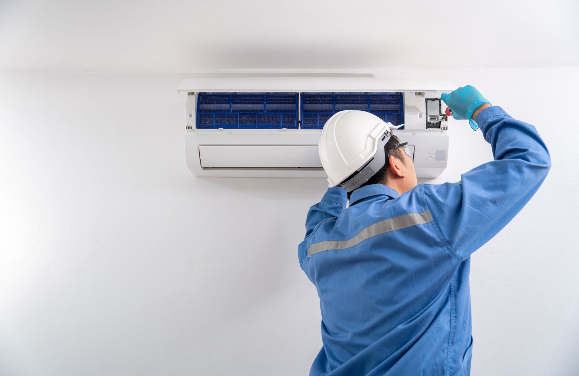 Why Is My AC Freezing Up Causes & Fixes in Danbury, CT